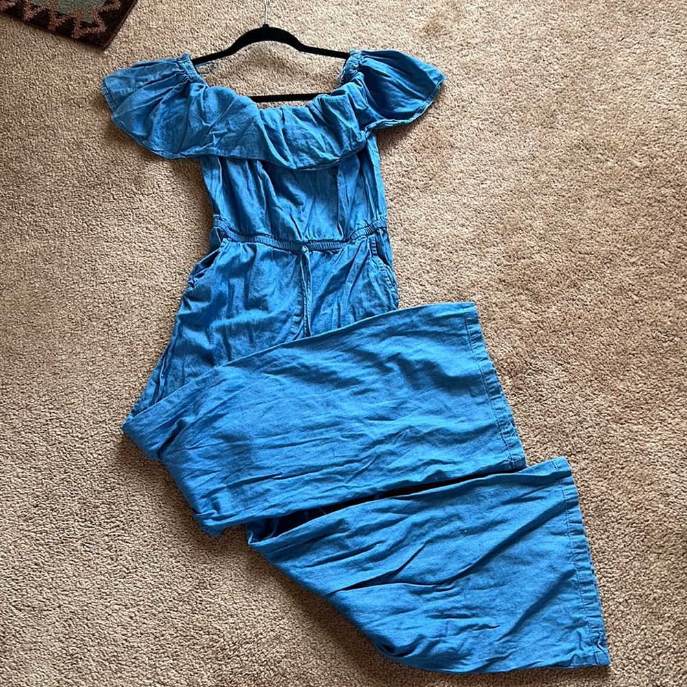 Super cute jean jumpsuit